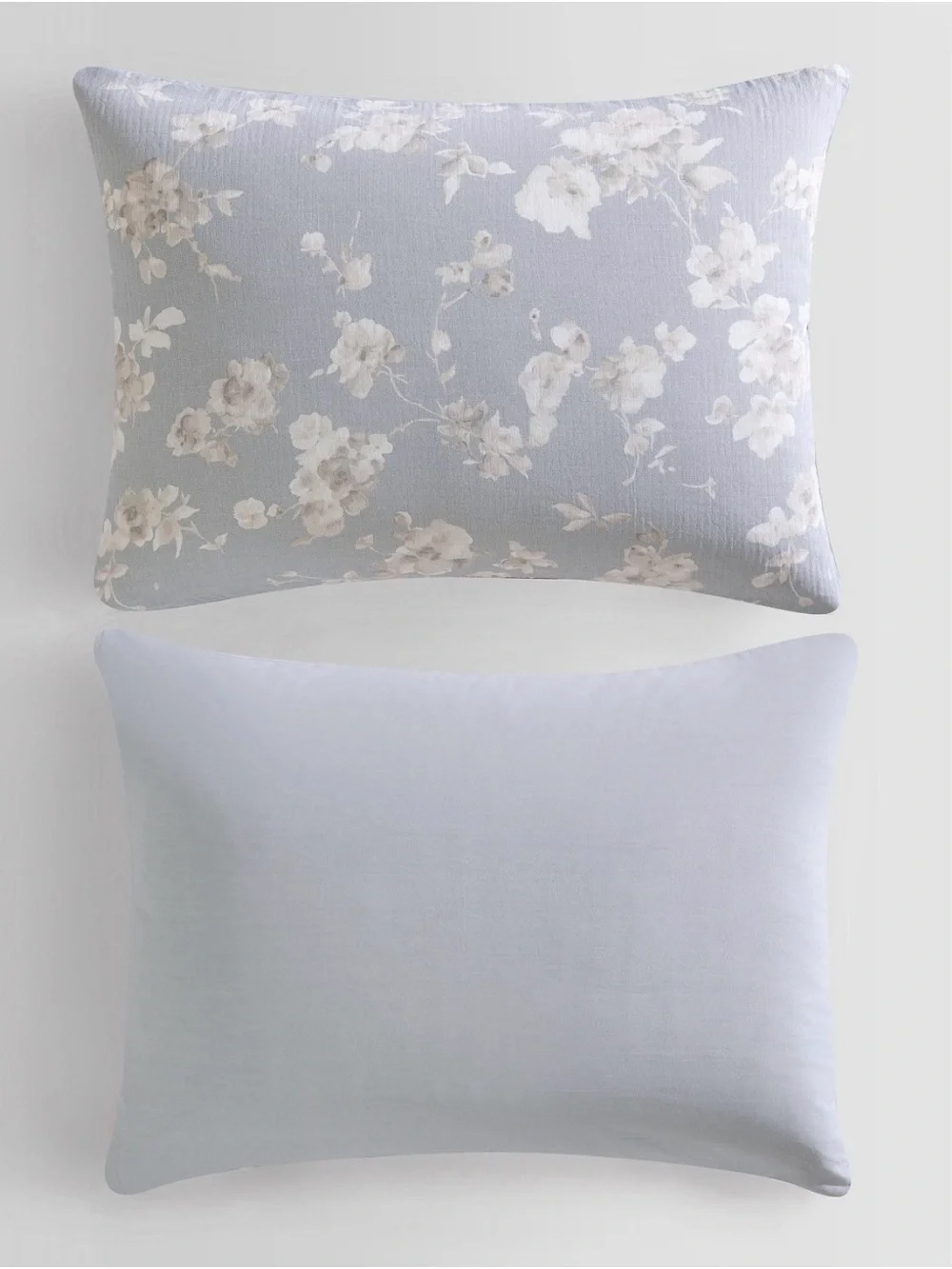 Calvin Klein Duvet Cover Set Queen Light Gray/Ivory Floral Cotten Gauze